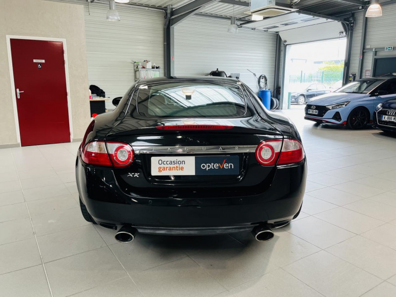 Photo 18 de l'offre de JAGUAR XK  Coupé V8 3.5 258 BVA 6 à 23990€ chez Occasions Champenoises
