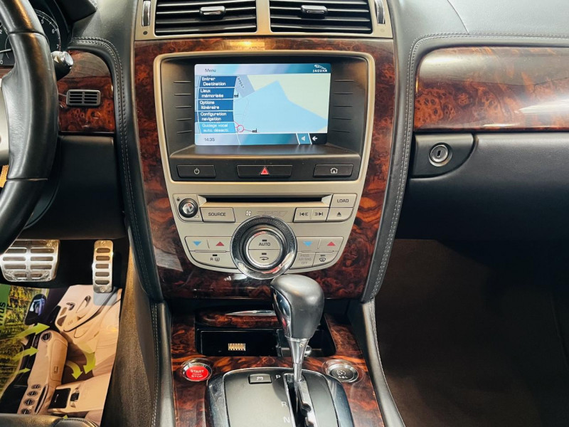 Photo 6 de l'offre de JAGUAR XK  Coupé V8 3.5 258 BVA 6 à 23990€ chez Occasions Champenoises