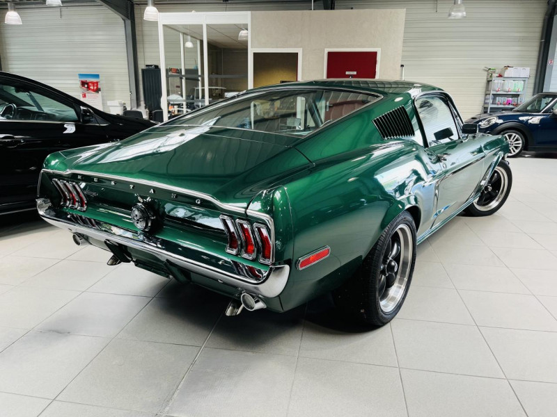 Photo 14 de l'offre de FORD MUSTANG FASTBACK V8 302ci 290HP BVM 5 à 89990€ chez Occasions Champenoises