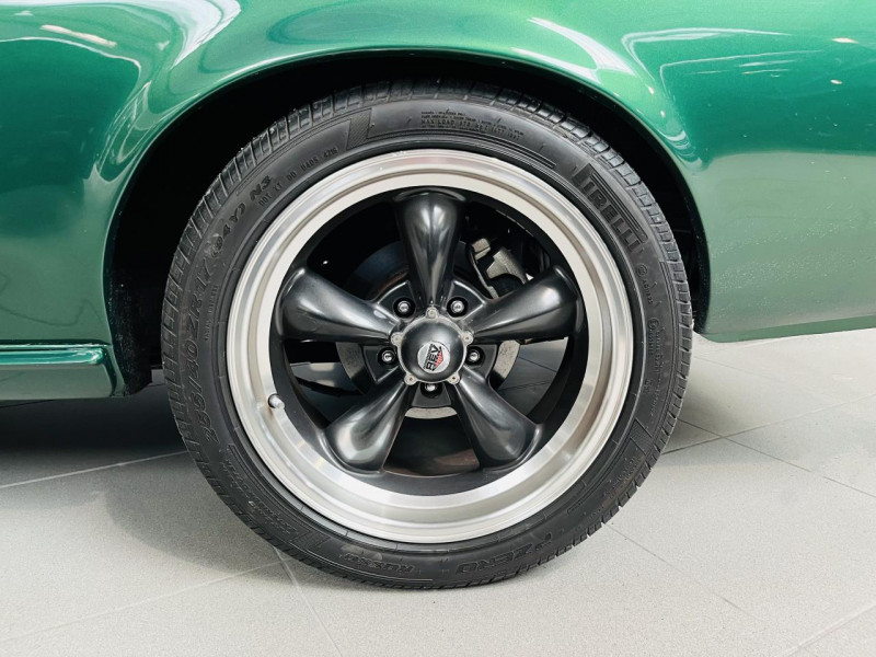 Photo 16 de l'offre de FORD MUSTANG FASTBACK V8 302ci 290HP BVM 5 à 89990€ chez Occasions Champenoises