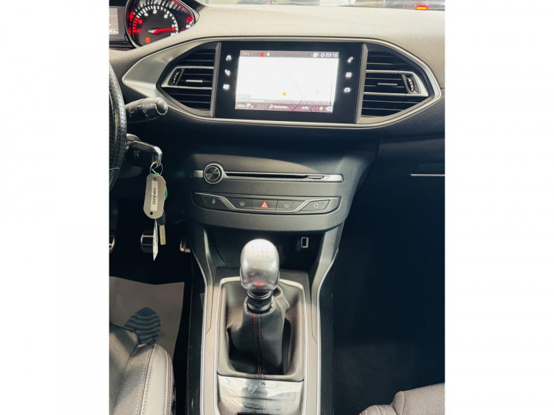 Photo 6 de l'offre de PEUGEOT 308 SW 1.5 BlueHDi 130ch S&S GT Line à 12990€ chez Occasions Champenoises