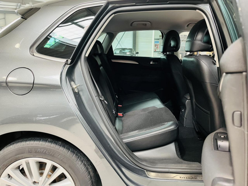 Photo 12 de l'offre de CITROEN C4  VTi 120 Exclusive à 6990€ chez Occasions Champenoises