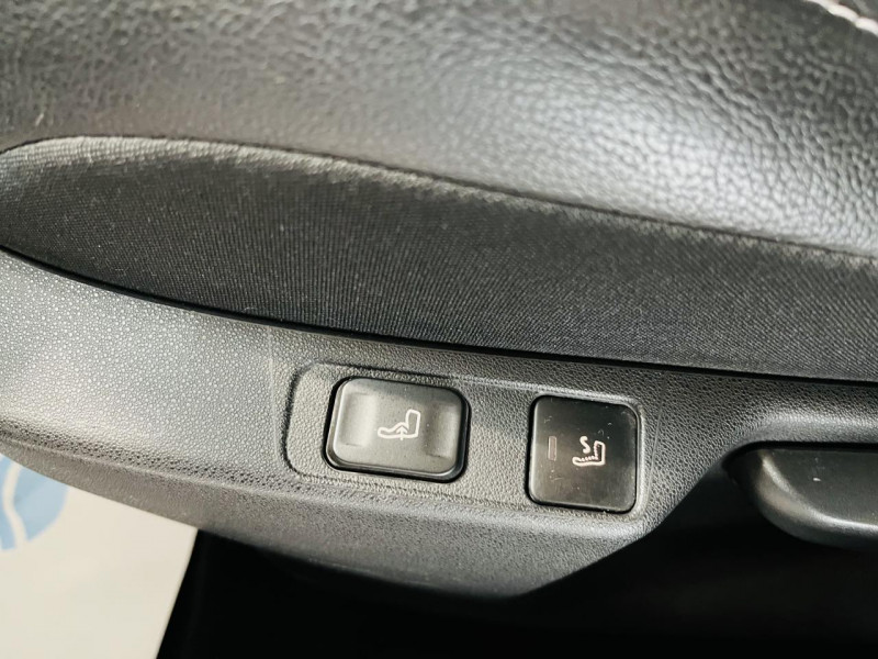 Photo 9 de l'offre de CITROEN C4  VTi 120 Exclusive à 6990€ chez Occasions Champenoises