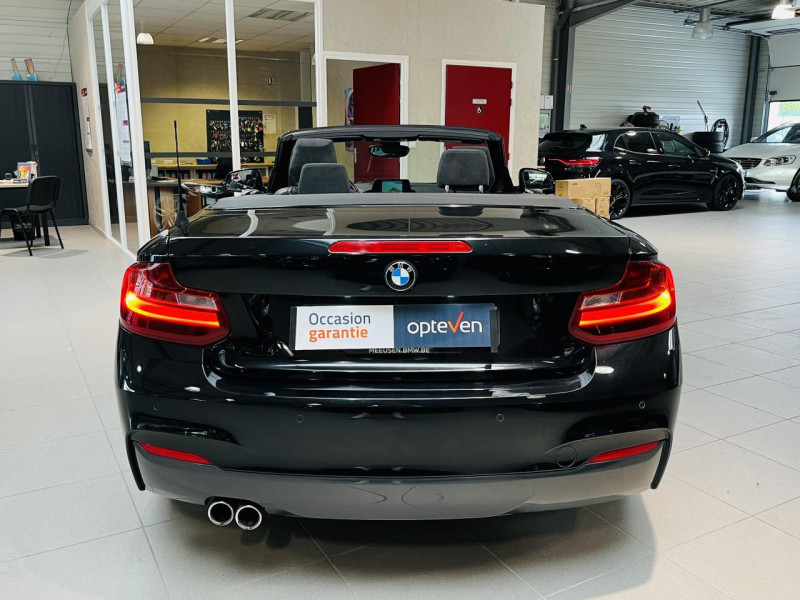 Photo 19 de l'offre de BMW SERIE 2 CABRIOLET Cabriolet 220d 190 ch F23 M Sport BVA 8 à 21990€ chez Occasions Champenoises