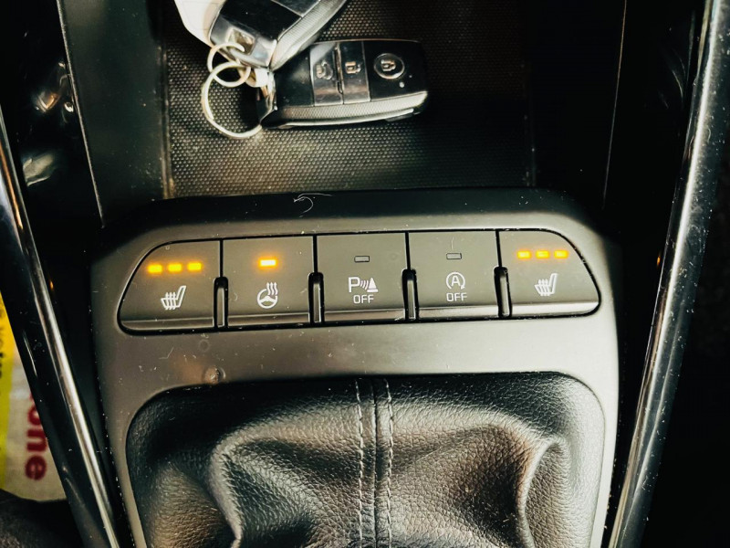 Photo 10 de l'offre de KIA STONIC  1.6 CRDi 115 ch ISG Premium à 13990€ chez Occasions Champenoises