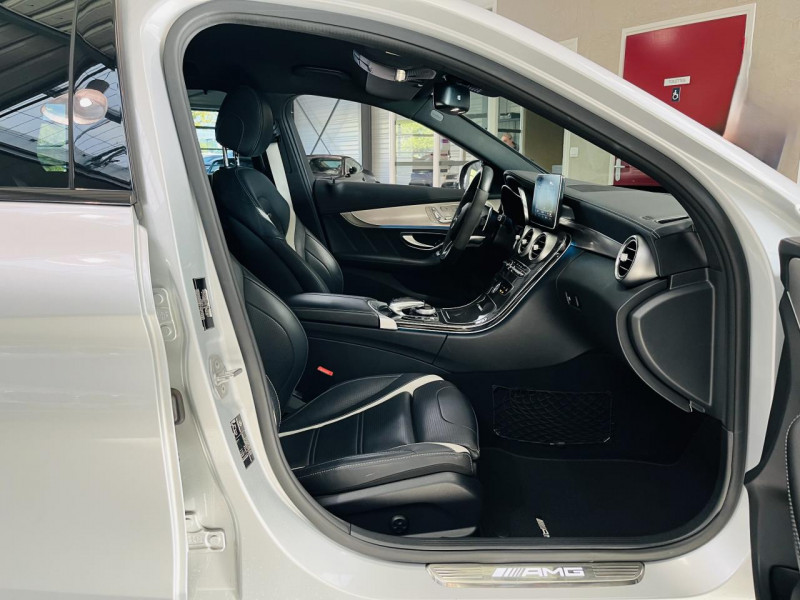 Photo 15 de l'offre de MERCEDES-BENZ Classe C Break 4.0 63 S 510 AMG Speedshift à 46990€ chez Occasions Champenoises