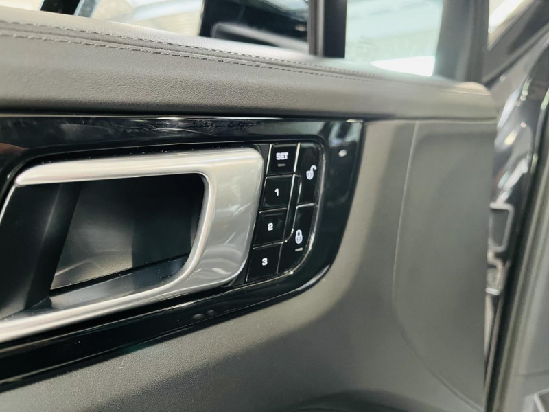 Photo 13 de l'offre de PORSCHE CAYENNE S 2.9i V6 440 Tiptronic à 59990€ chez Occasions Champenoises