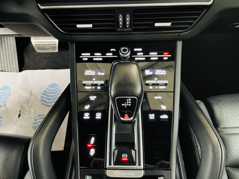 Photo 11 de l'offre de PORSCHE CAYENNE S 2.9i V6 440 Tiptronic à 59990€ chez Occasions Champenoises