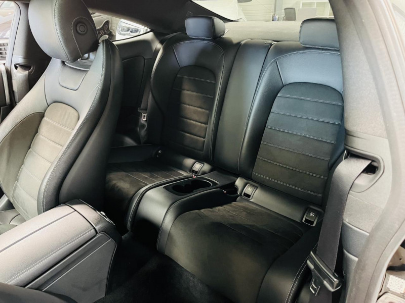 Photo 12 de l'offre de MERCEDES-BENZ CLASSE C COUPE 220 d 9G-Tronic AMG Line à 28990€ chez Occasions Champenoises