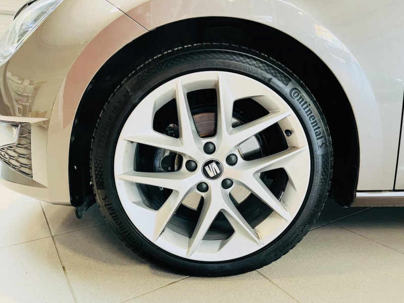 Photo 17 de l'offre de SEAT LEON ST 1.4 TSI 150 Start/Stop ACT FR DSG7 à 14490€ chez Occasions Champenoises