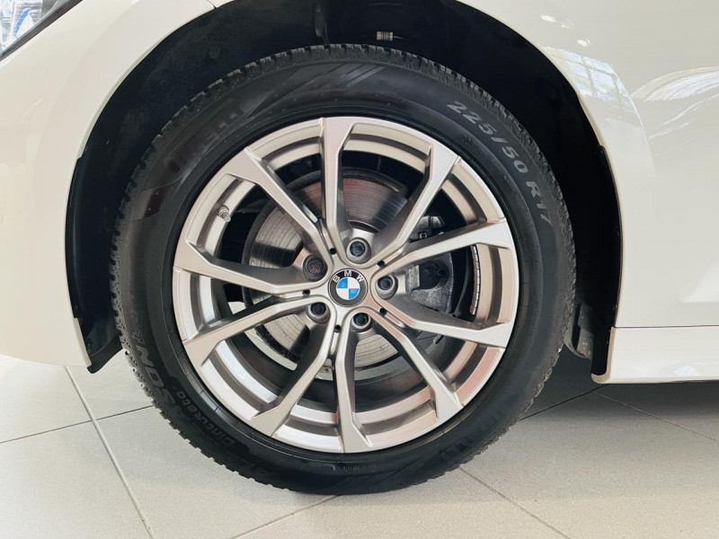 Photo 22 de l'offre de BMW SERIE 3 TOURING   320d 190 ch BVA8 G21 Business Design à 28490€ chez Occasions Champenoises
