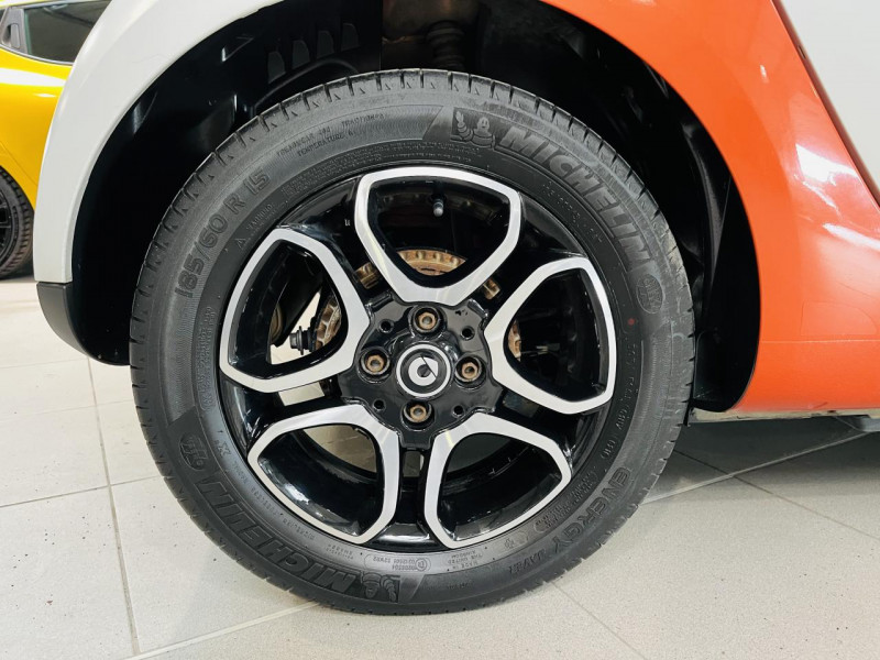 Photo 18 de l'offre de SMART FORTWO CABRIO 1.0 71 ch S&S BA6 Pure à 11990€ chez Occasions Champenoises