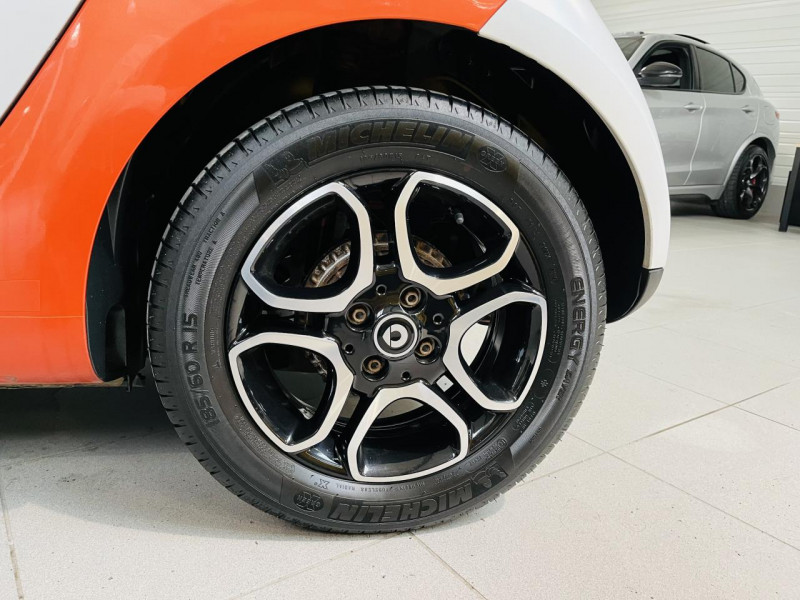 Photo 17 de l'offre de SMART FORTWO CABRIO 1.0 71 ch S&S BA6 Pure à 11990€ chez Occasions Champenoises