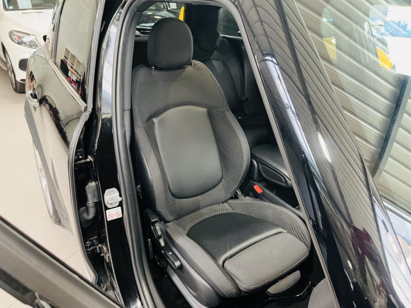 Photo 16 de l'offre de MINI COUNTRYMAN 136 - 88 ch ALL4 BVA6 Cooper SE Chili à 17990€ chez Occasions Champenoises