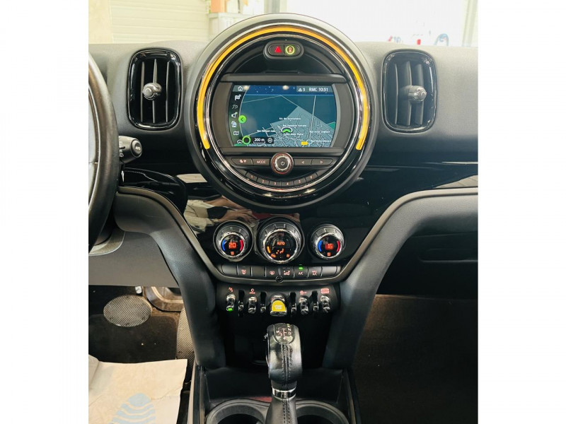 Photo 7 de l'offre de MINI COUNTRYMAN 136 - 88 ch ALL4 BVA6 Cooper SE Chili à 17990€ chez Occasions Champenoises
