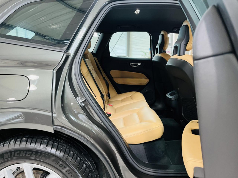 Photo 15 de l'offre de VOLVO XC60 BUSINESS  D4 AWD 190 ch Geatronic8 Business Executive à 26990€ chez Occasions Champenoises