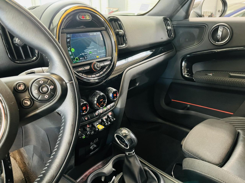 Photo 6 de l'offre de MINI COUNTRYMAN 136 - 88 ch ALL4 BVA6 Cooper SE Chili à 17990€ chez Occasions Champenoises