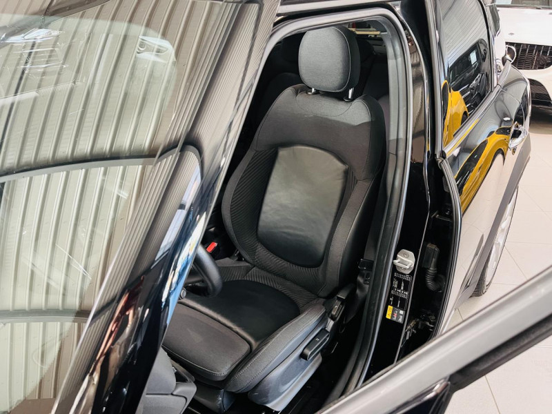Photo 9 de l'offre de MINI COUNTRYMAN 136 - 88 ch ALL4 BVA6 Cooper SE Chili à 17990€ chez Occasions Champenoises