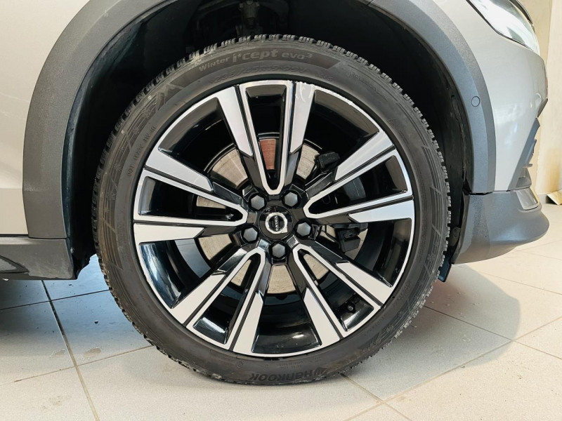 Photo 26 de l'offre de VOLVO V60 CROSS COUNTRY  D3 AWD 150 ch Geartronic 8 Pro à 33990€ chez Occasions Champenoises