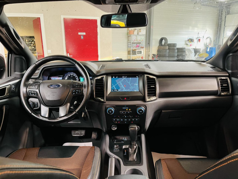 Photo 3 de l'offre de FORD RANGER DOUBLE CABINE  3.2 TDCi 200 4X4 BVA6 WILDTRAK à 29990€ chez Occasions Champenoises