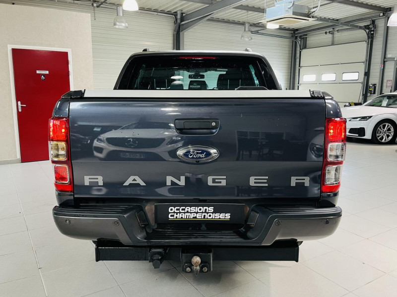 Photo 19 de l'offre de FORD RANGER DOUBLE CABINE  3.2 TDCi 200 4X4 BVA6 WILDTRAK à 29990€ chez Occasions Champenoises