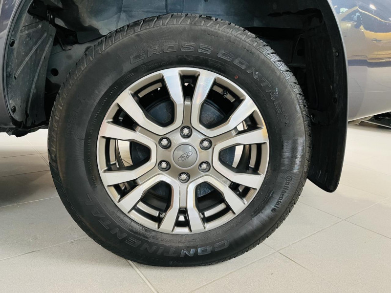 Photo 22 de l'offre de FORD RANGER DOUBLE CABINE  3.2 TDCi 200 4X4 BVA6 WILDTRAK à 29990€ chez Occasions Champenoises