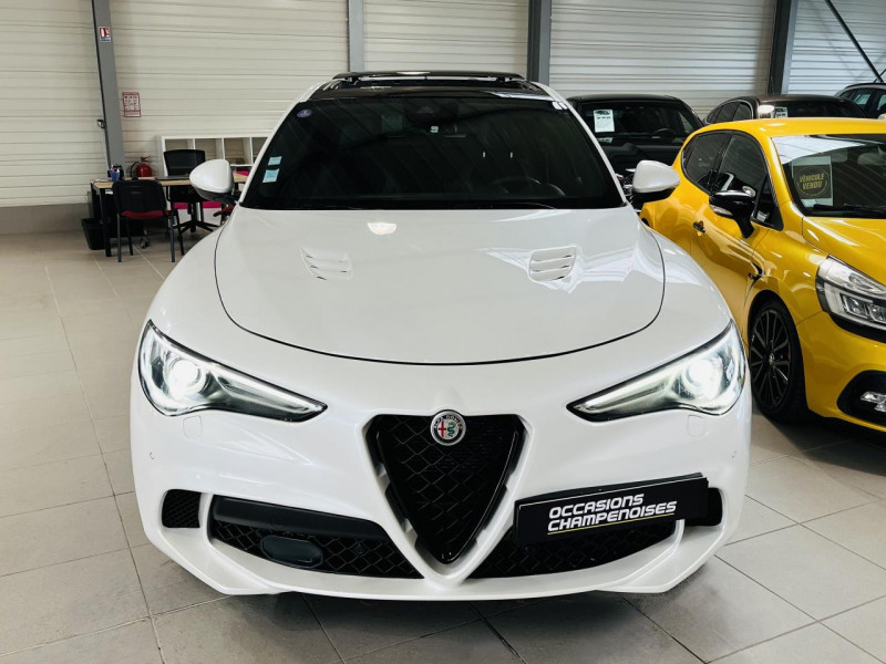 Photo 3 de l'offre de ALFA ROMEO STELVIO 2.9 V6 510ch AT8 Quadrifoglio à 47990€ chez Occasions Champenoises