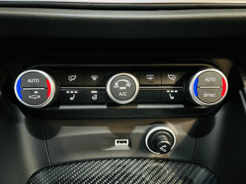 Photo 9 de l'offre de ALFA ROMEO STELVIO 2.9 V6 510ch AT8 Quadrifoglio à 47990€ chez Occasions Champenoises