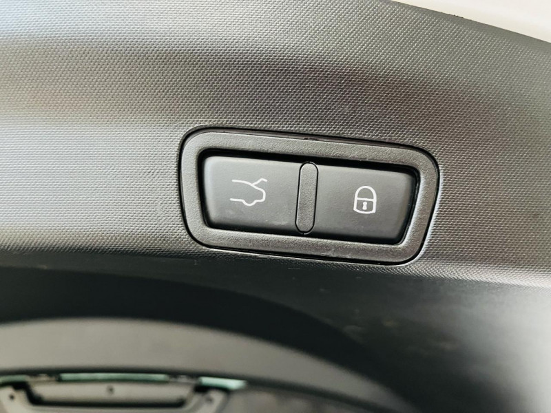 Photo 17 de l'offre de ALFA ROMEO STELVIO 2.9 V6 510ch AT8 Quadrifoglio à 47990€ chez Occasions Champenoises