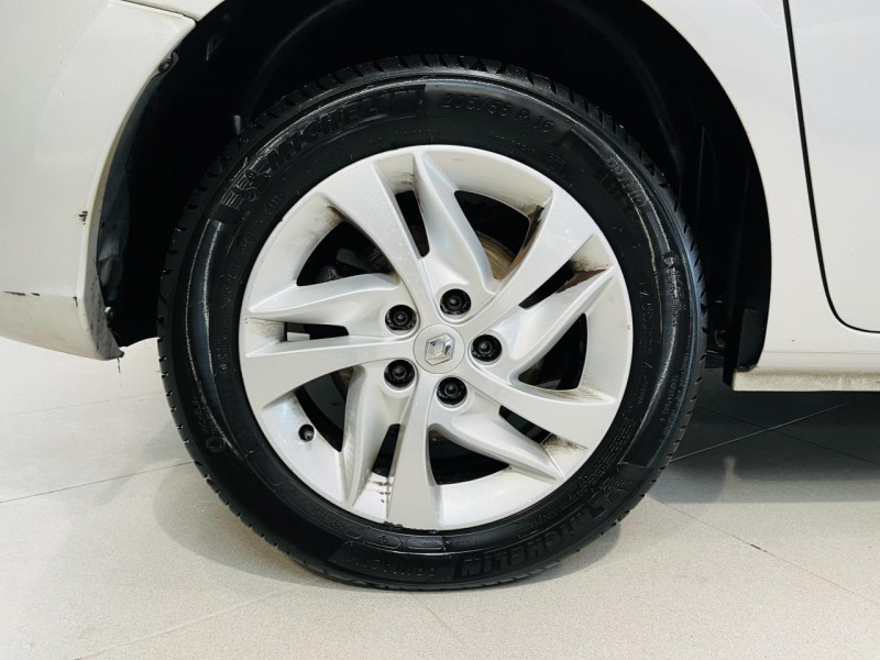 Photo 19 de l'offre de RENAULT KANGOO TCE 115 Energy Limited à 11990€ chez Occasions Champenoises