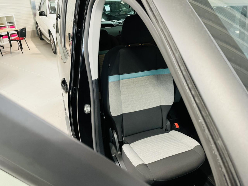 Photo 14 de l'offre de CITROEN BERLINGO Taille XL BlueHDi 130 S&S EAT8 Shine à 23990€ chez Occasions Champenoises