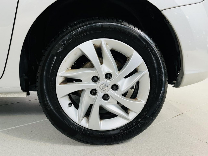 Photo 18 de l'offre de RENAULT KANGOO TCE 115 Energy Limited à 11990€ chez Occasions Champenoises