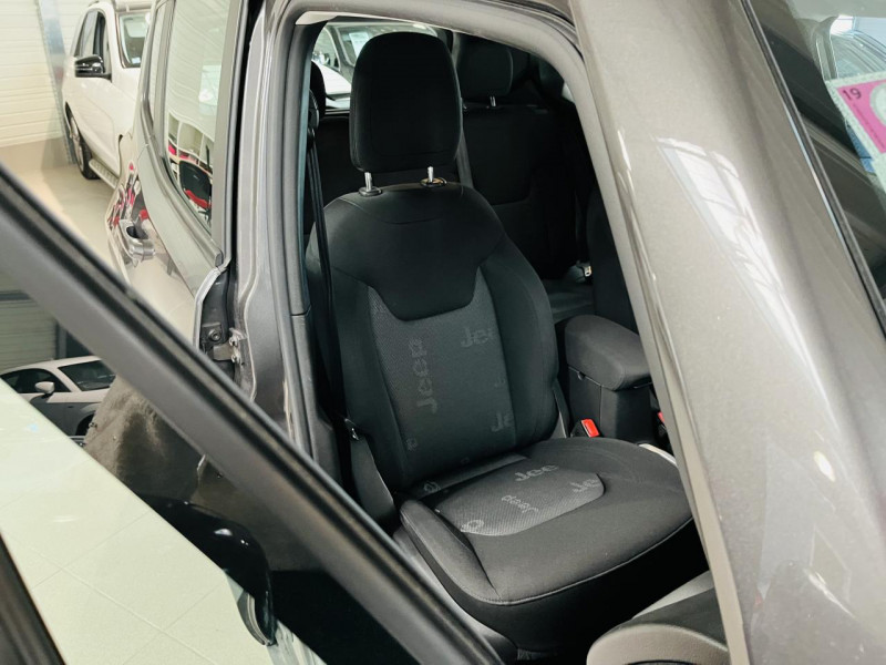 Photo 13 de l'offre de JEEP RENEGADE 1.4 I MultiAir S&S 136 ch Longitude à 11990€ chez Occasions Champenoises