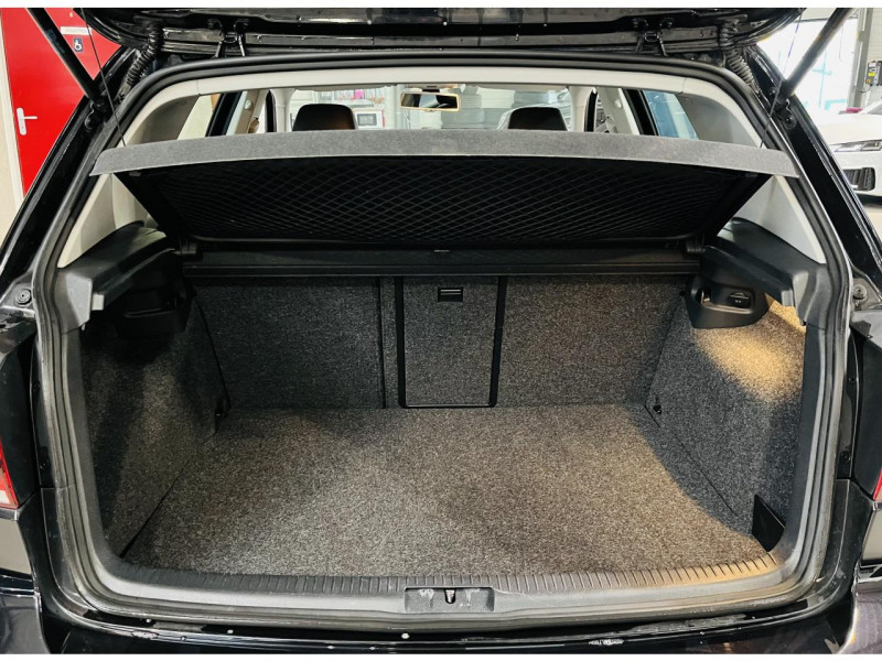 Photo 10 de l'offre de VOLKSWAGEN GOLF 1.4 TSI 122 Carat DSG7 à 11990€ chez Occasions Champenoises