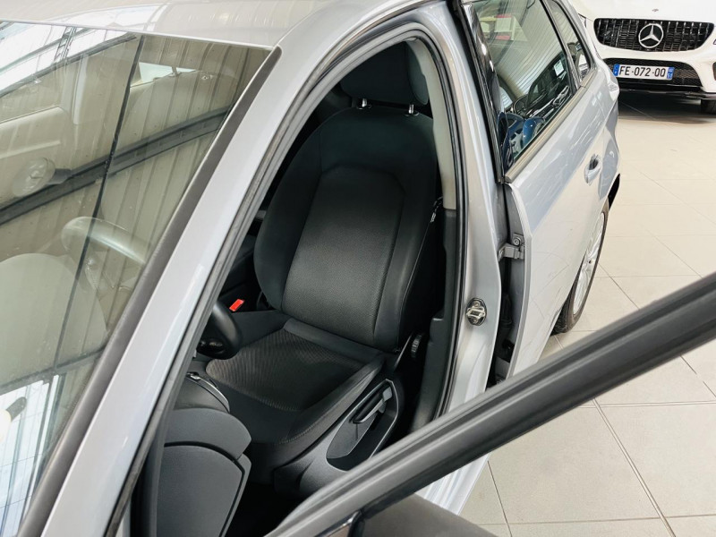 Photo 7 de l'offre de AUDI A3 SPORTBACK 30 TDI 116 Business Line S tronic 7 à 16490€ chez Occasions Champenoises