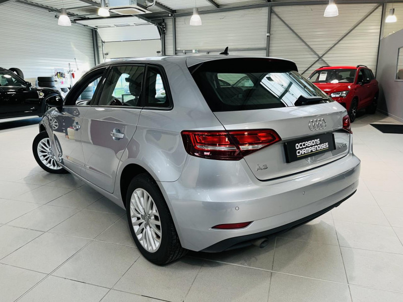 Photo 14 de l'offre de AUDI A3 SPORTBACK 30 TDI 116 Business Line S tronic 7 à 16490€ chez Occasions Champenoises