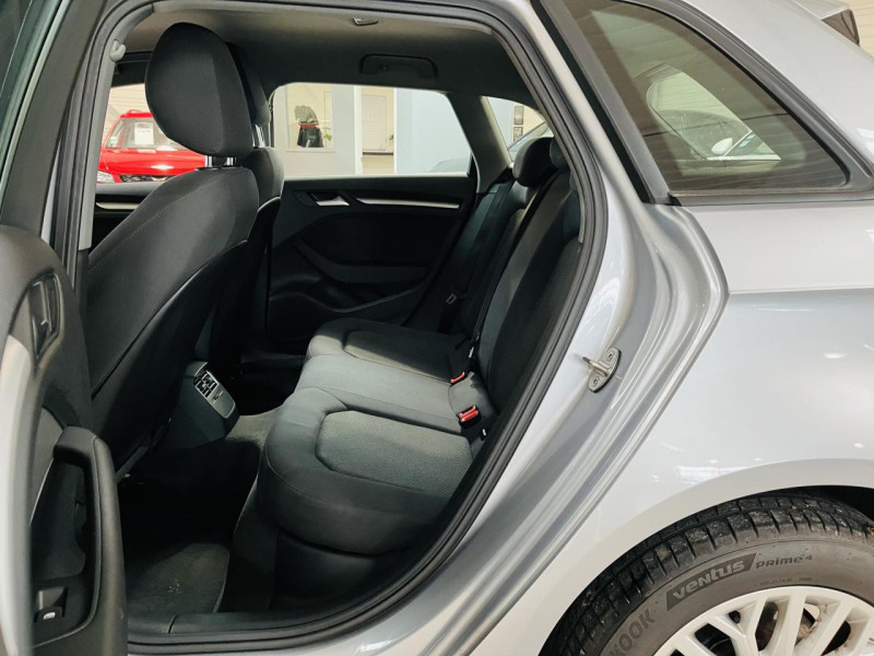 Photo 9 de l'offre de AUDI A3 SPORTBACK 30 TDI 116 Business Line S tronic 7 à 16490€ chez Occasions Champenoises