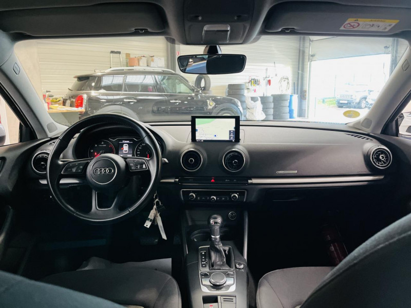 Photo 3 de l'offre de AUDI A3 SPORTBACK 30 TDI 116 Business Line S tronic 7 à 16490€ chez Occasions Champenoises
