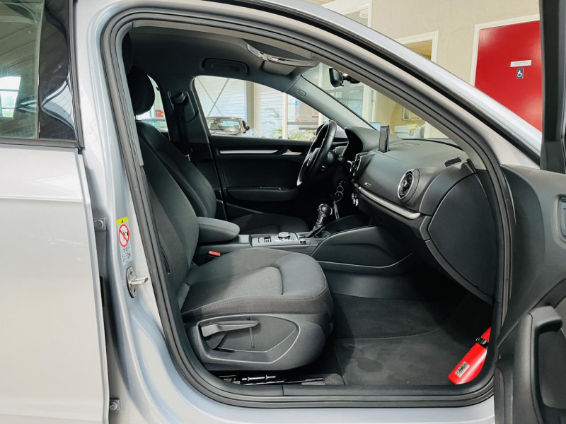 Photo 12 de l'offre de AUDI A3 SPORTBACK 30 TDI 116 Business Line S tronic 7 à 16490€ chez Occasions Champenoises
