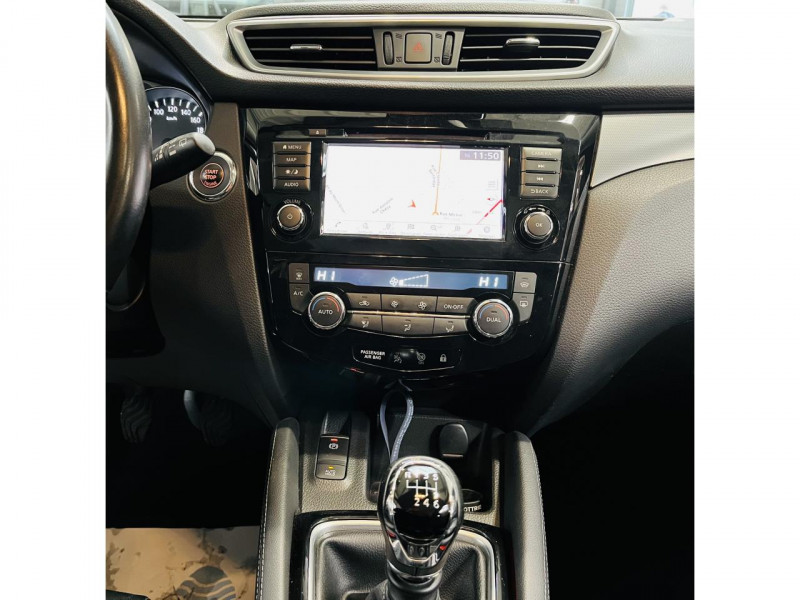 Photo 6 de l'offre de NISSAN QASHQAI 1.3 DIG-T 140 Tekna à 15990€ chez Occasions Champenoises
