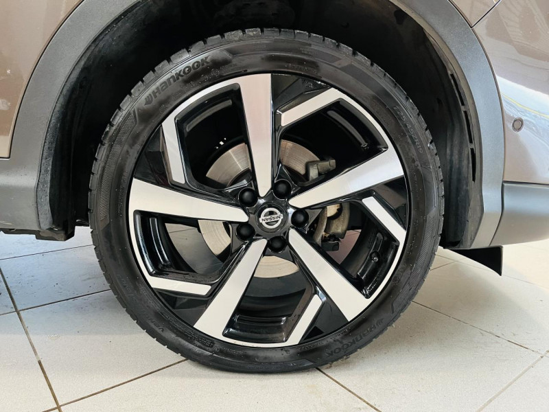Photo 24 de l'offre de NISSAN QASHQAI 1.3 DIG-T 140 Tekna à 15990€ chez Occasions Champenoises