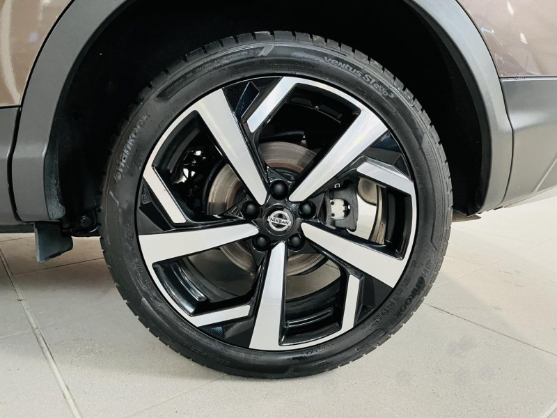 Photo 22 de l'offre de NISSAN QASHQAI 1.3 DIG-T 140 Tekna à 15990€ chez Occasions Champenoises