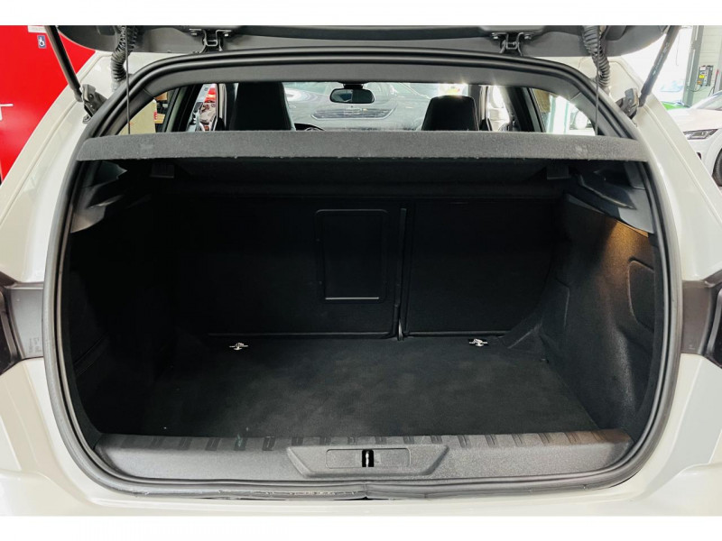 Photo 12 de l'offre de PEUGEOT 308 1.6 BlueHDi 120 EAT6 GT Line à 11990€ chez Occasions Champenoises