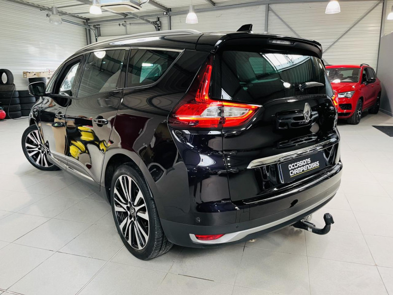 Photo 19 de l'offre de RENAULT GRAND SCENIC IV TCe 160 FAP EDC Initiale Paris à 18990€ chez Occasions Champenoises