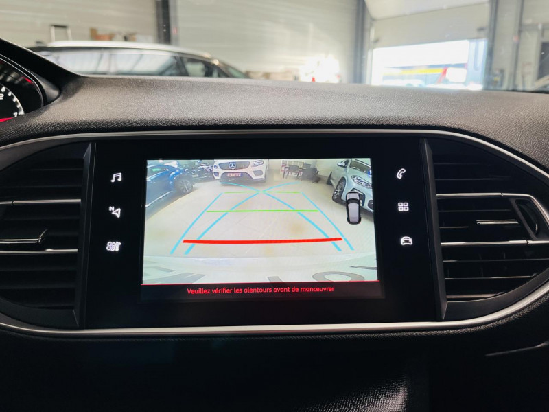 Photo 7 de l'offre de PEUGEOT 308 1.6 BlueHDi 120 EAT6 GT Line à 11990€ chez Occasions Champenoises