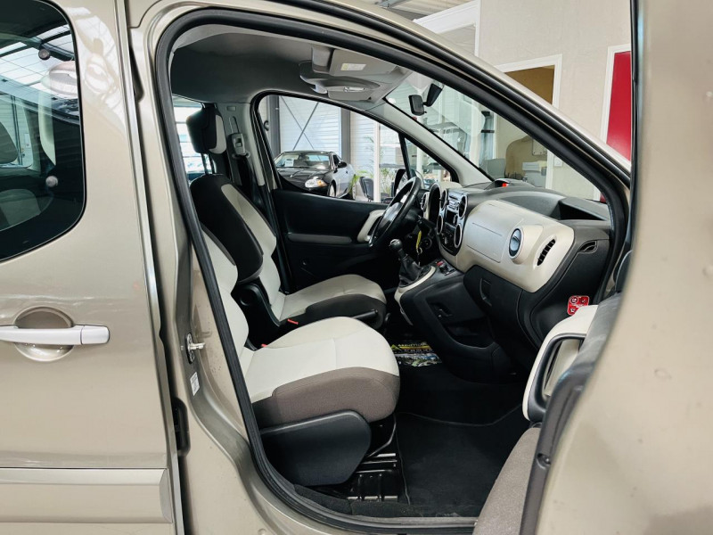 Photo 12 de l'offre de CITROEN BERLINGO MULTISPACE  e-HDi 90 à 11490€ chez Occasions Champenoises
