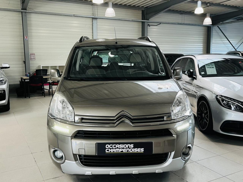 Photo 2 de l'offre de CITROEN BERLINGO MULTISPACE  e-HDi 90 à 11490€ chez Occasions Champenoises