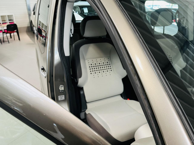 Photo 13 de l'offre de CITROEN BERLINGO MULTISPACE  e-HDi 90 à 11490€ chez Occasions Champenoises