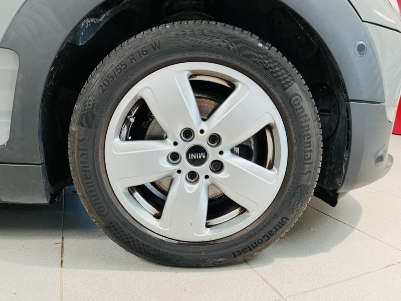 Photo 22 de l'offre de MINI MINI Clubman 1.5 D - 116  One D à 10990€ chez Occasions Champenoises