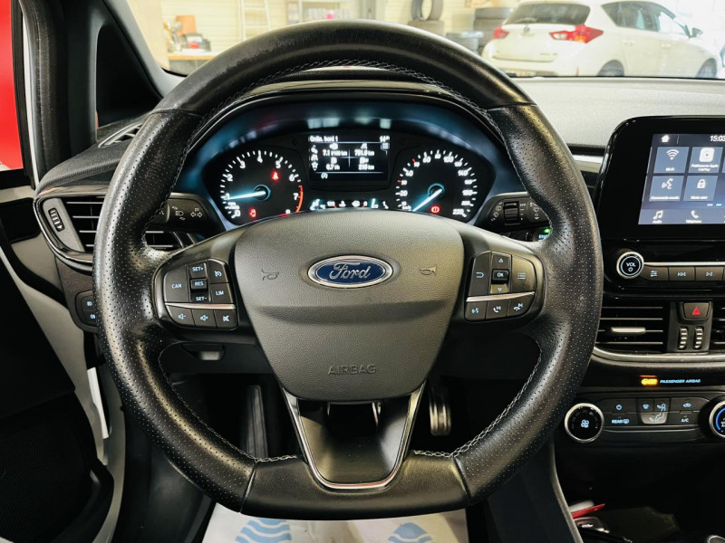 Photo 4 de l'offre de FORD FIESTA 1.0 EcoBoost 100 ST-Line à 10990€ chez Occasions Champenoises